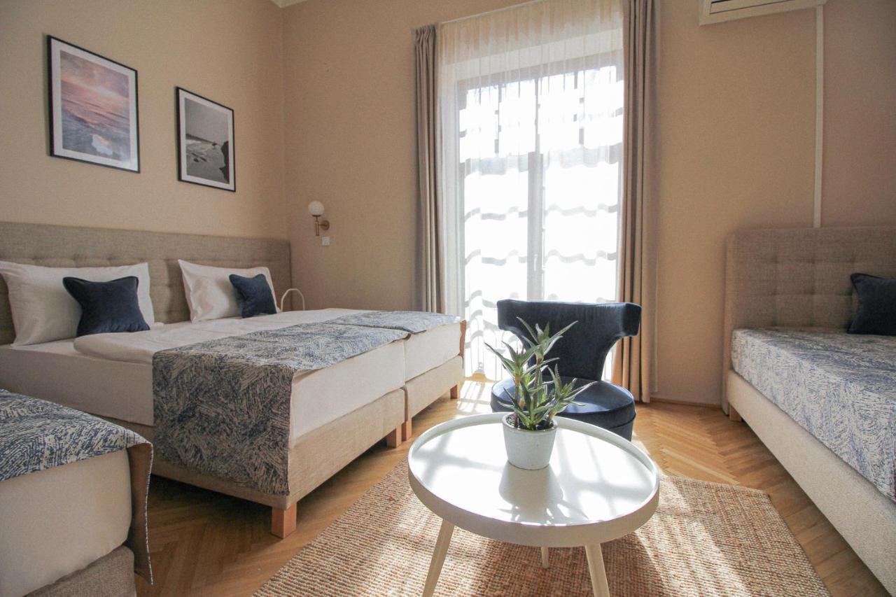 Platan Hotel Сиофок Екстериор снимка